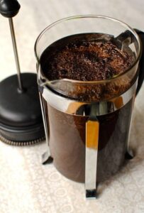cold brew a prensa francesa