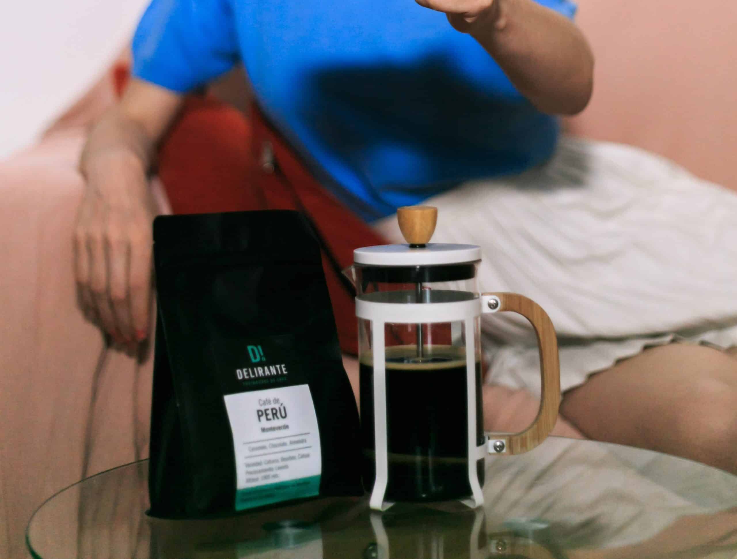 café de perú delirante filtrado en prensa francesa